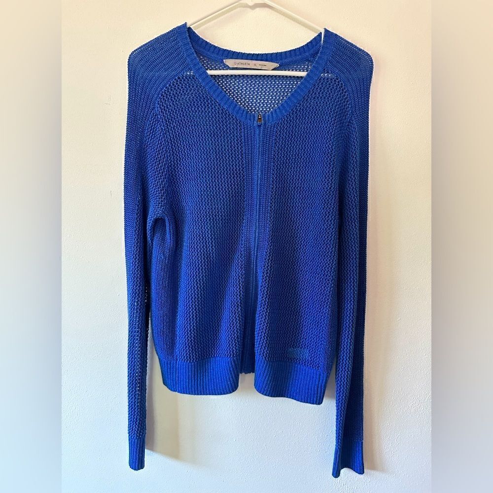 Athleta Full Zip Sweater in blue, women’s size medium.